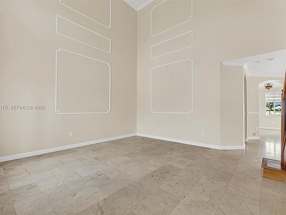 5th image of 16237-44 SW 44th Ter