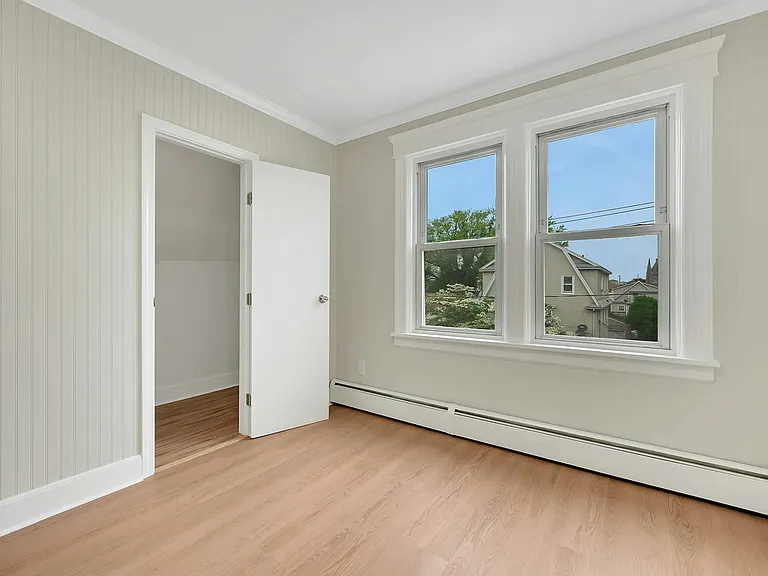 20 Hanover St #3 — Photo 6