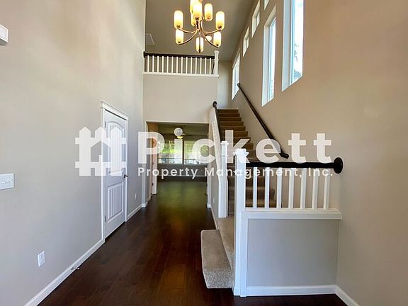 2nd image of 3924 Maritime Dr SW