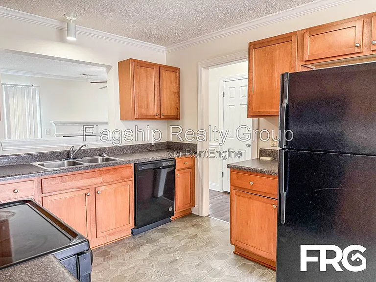 4243 Dudleys Grant Dr — Photo 38