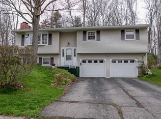 12 Prouty Pkwy, South Burlington, VT 05403