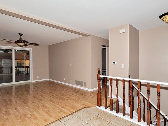 3rd image of 655 Ziegler Dr Unit 655