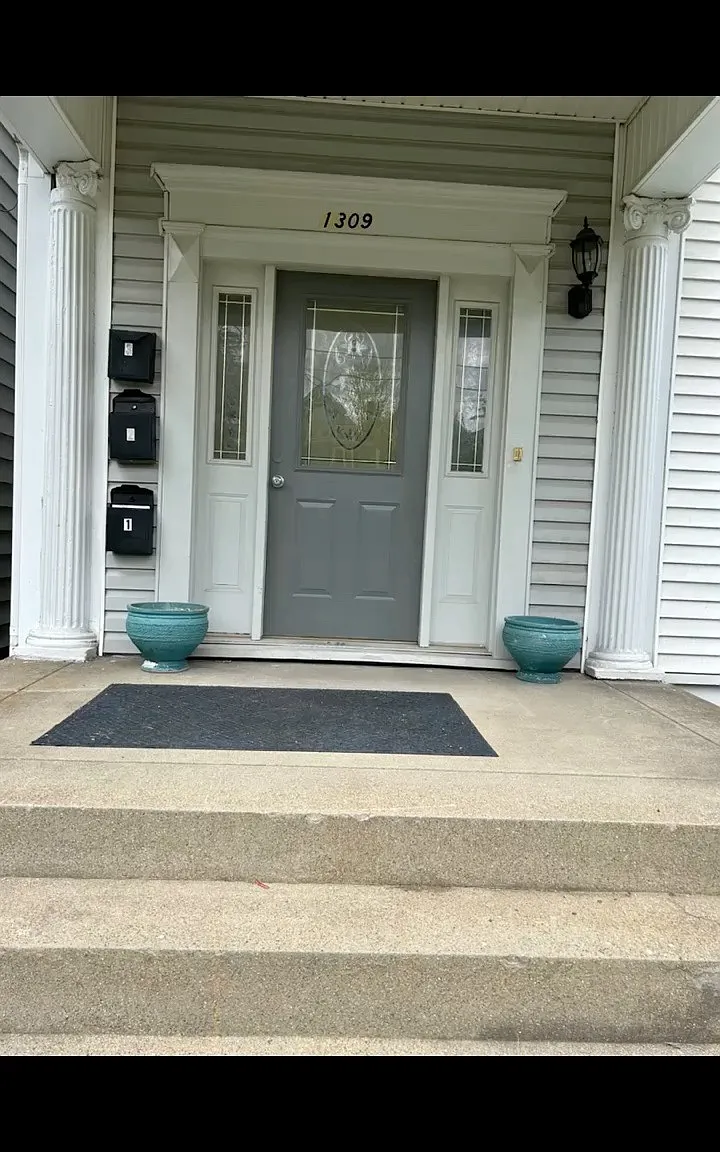1313 Highland Ave — Photo 1