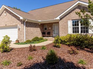 135 Diamondhead Dr S, Pinehurst, NC 28374