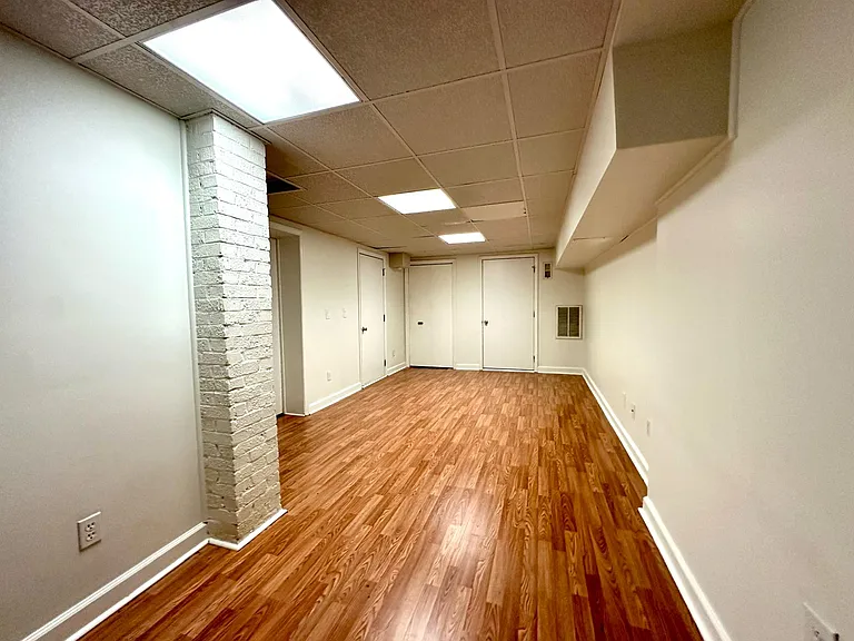 533 Inwood Dr — Photo 16