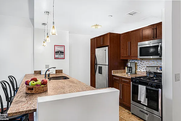 Sold by Brown Harris Stevens | media 5