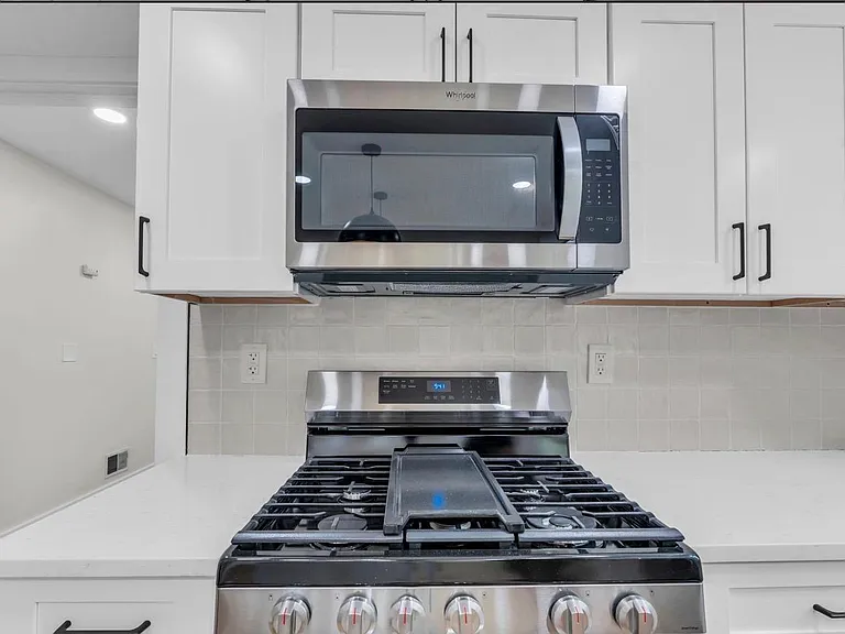633 Eltone Rd — Photo 18
