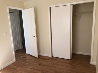 9614 N 50th St #D, Tampa, FL 33617