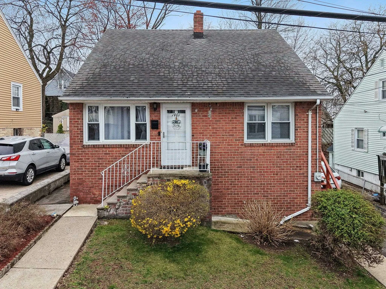 1401 81st St photo 1