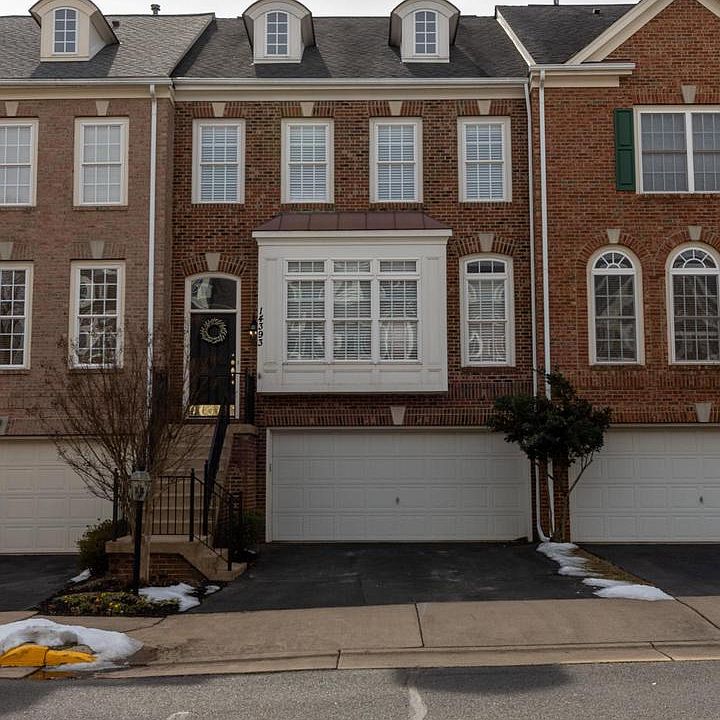 1st image of 14393 Verde Pl