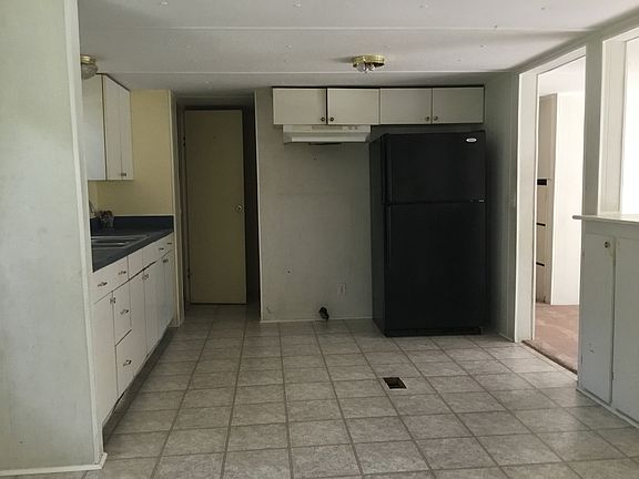 4th image of 1461 Knoxville Ln
