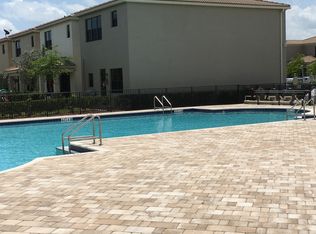 673 NE 191st Ter, Miami, FL 33179