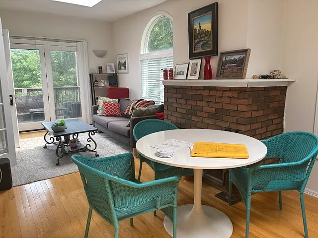 1254 W Henderson St #3R — Photo 9