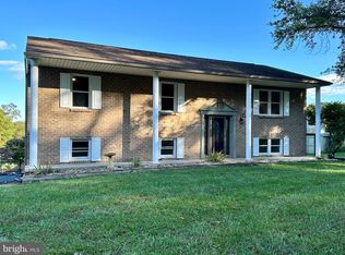 18637 Ridge Meadow Rd, Stewartstown, PA 17363