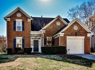 5532 Hedgecrest Pl, Charlotte, NC 28269