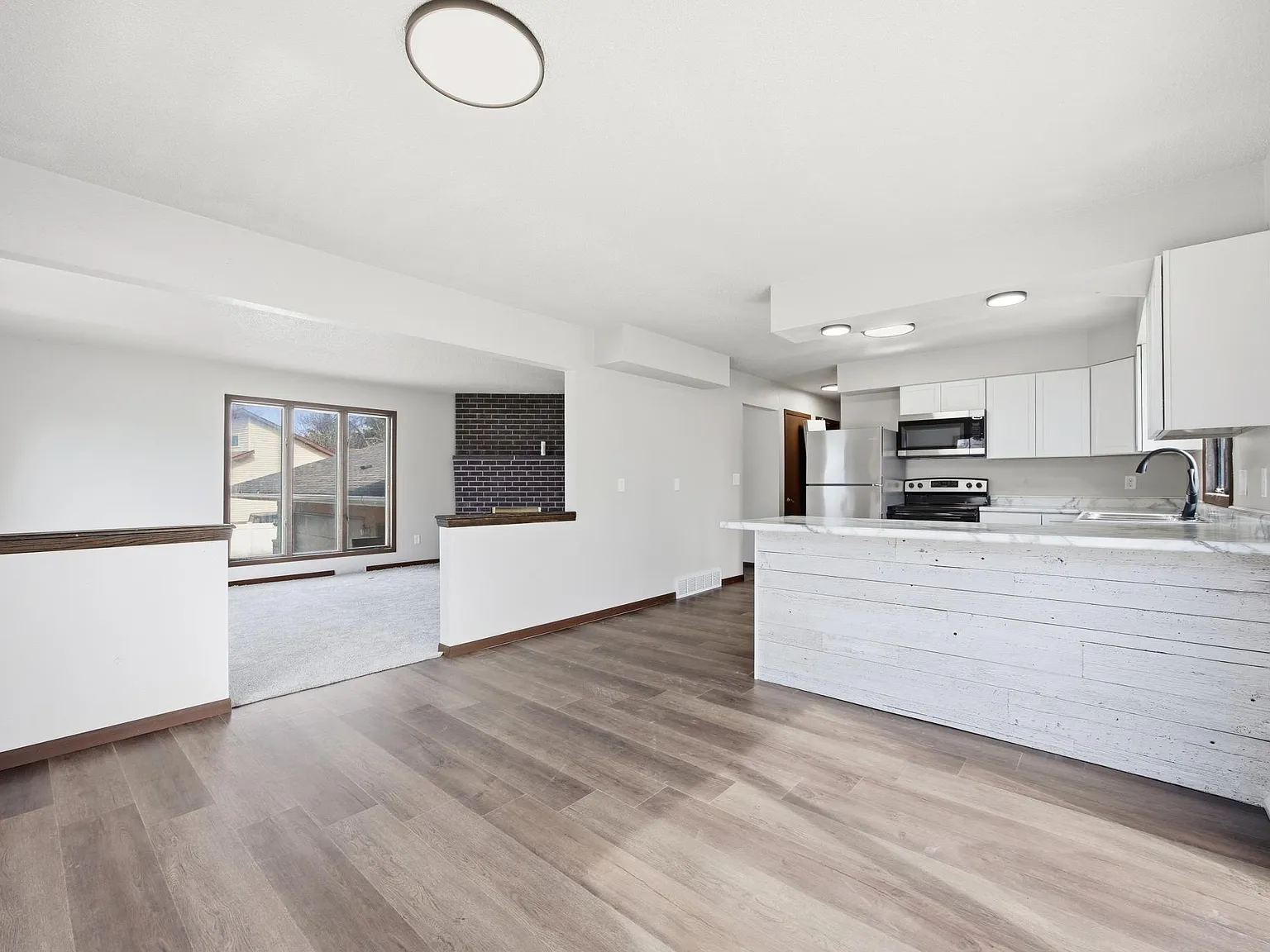 609 Lily Lane - 1 — Photo 4