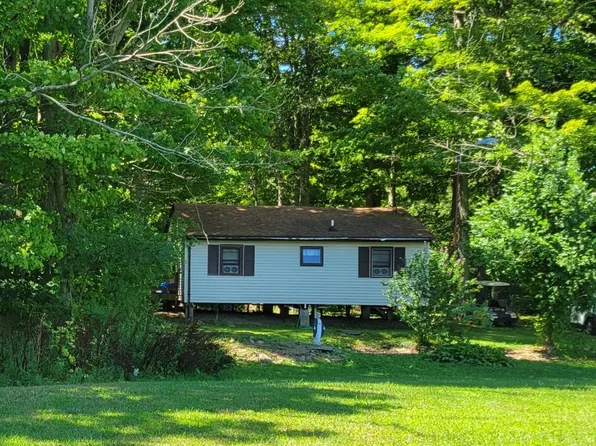 8580 Rick Rd, Mc Kean, PA 16426