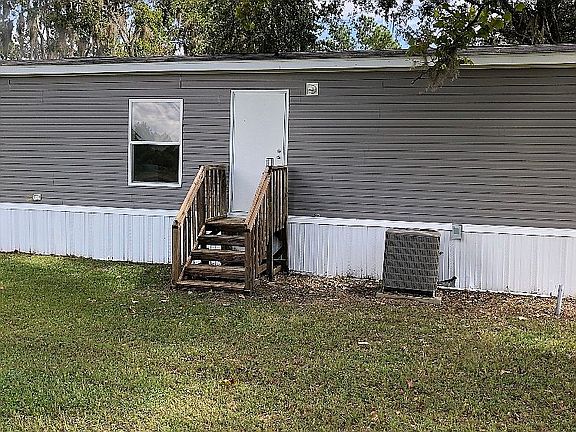 4th image of 11959 NE 209th Ave