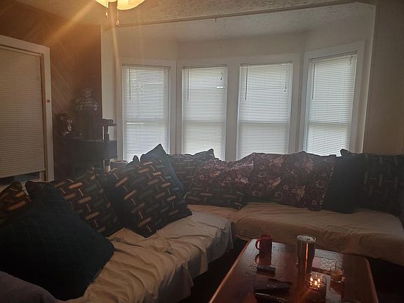 4th image of 245 Scottwood Ave