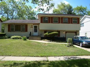 3509 Birchwood Dr, Hazel Crest, IL 60429