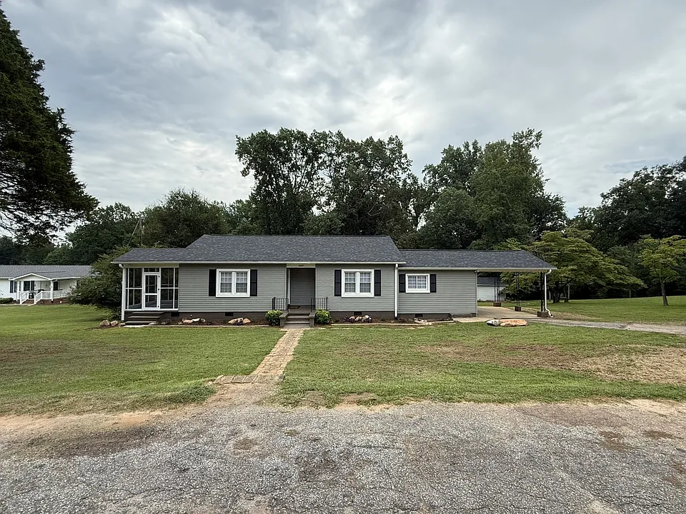 3009 Country Club Rd