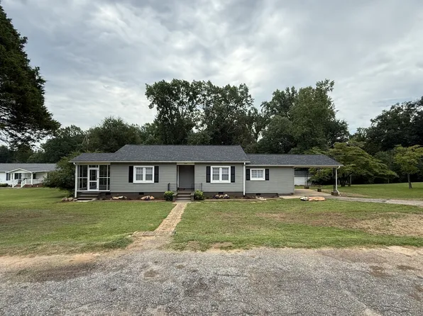 3009 Country Club Rd, Spartanburg, SC 29302