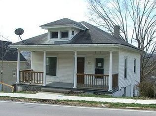 407 Sunnyside Ave, Aurora, IN 47001