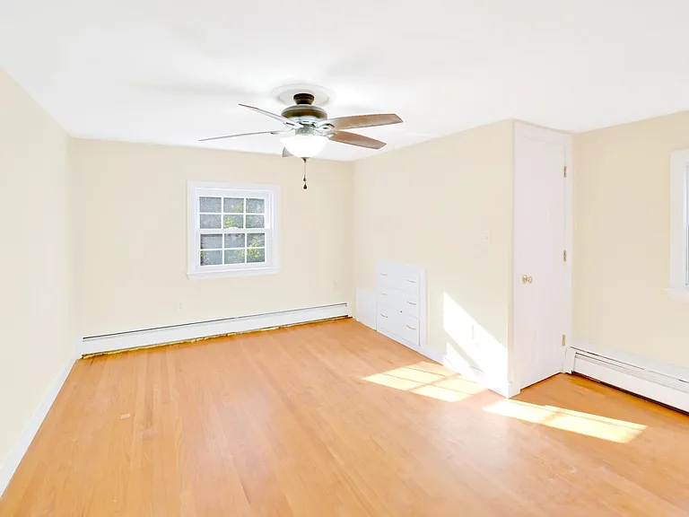 443 Benson Rd — Photo 9