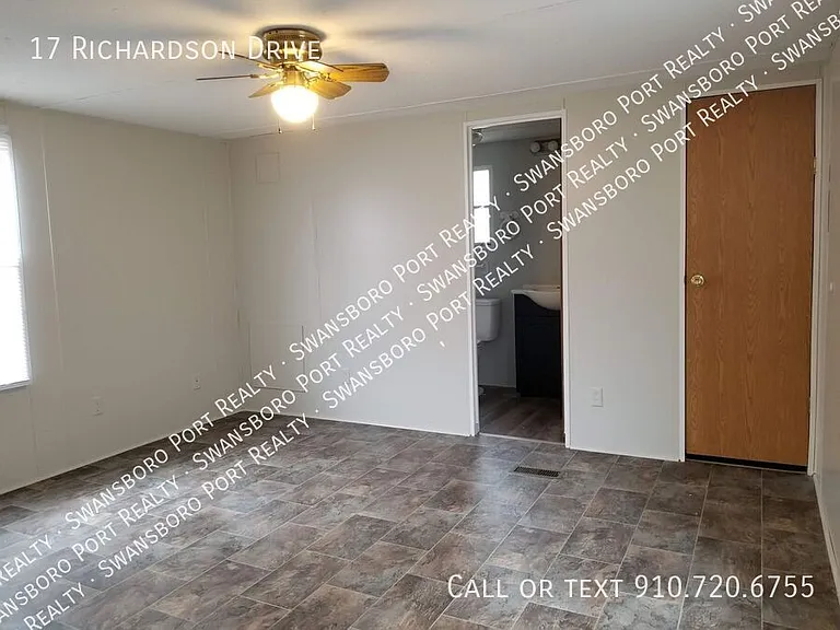 17 Richardson Dr — Photo 15