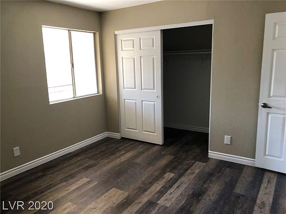 5th image of 4410 Sandy River Dr Unit 24