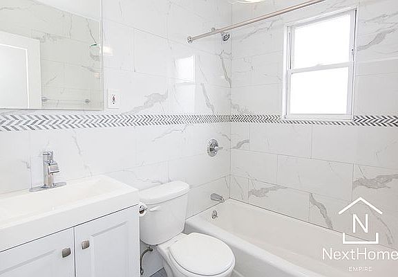 4th image of 49-16 Ditmars Blvd #2A