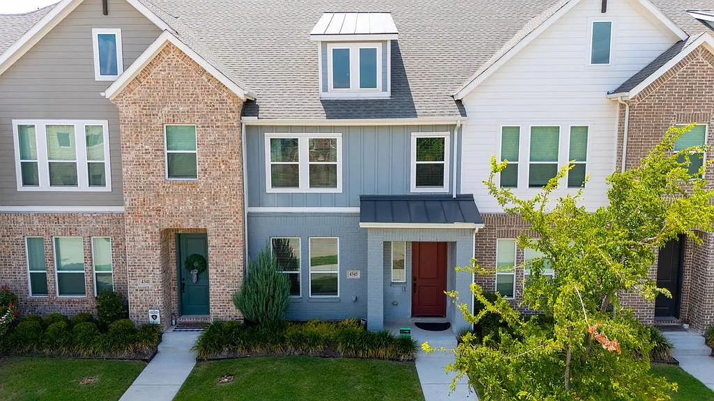 3 bed, 2.5 bath, 1666 sqft, $2,300 — Photo 4