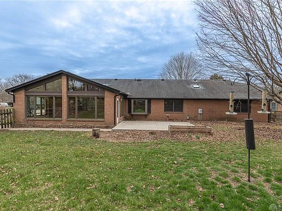 5th image of 1235 Freeman Dr