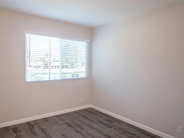11 S Knoll Rd #15 — Photo 15