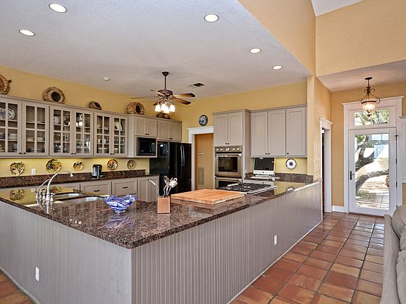 5th image of 27516 Twin Peak St
