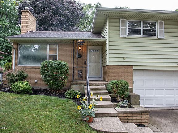 2nd image of 1437 Kenan Ave NW