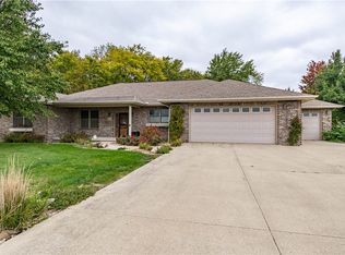 153 Cardinal Dr, Macon, IL 62544