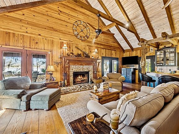 5th image of 295 Incachee Ct