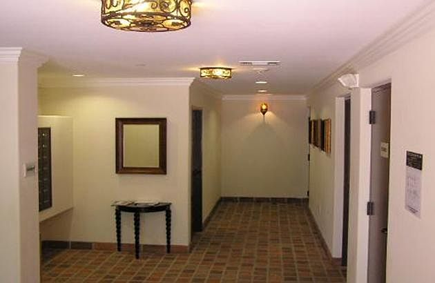 1st image of 320 N Oakhurst Dr #0e1c3ed67