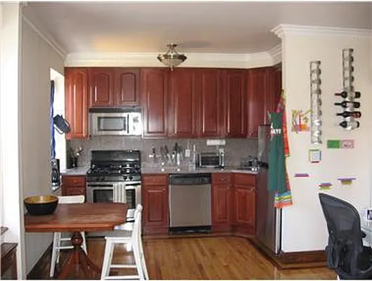 Rented by Douglas Elliman | media 19