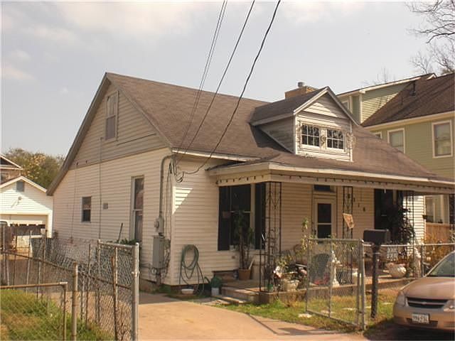 2nd image of 2718 Florence St
