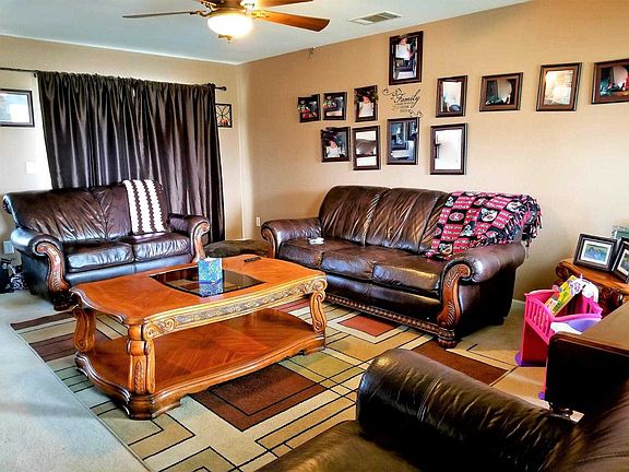 2nd image of 1204 W Canyon Way