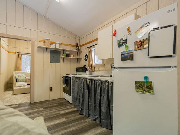 fairbanks-alaska-449334318 picture