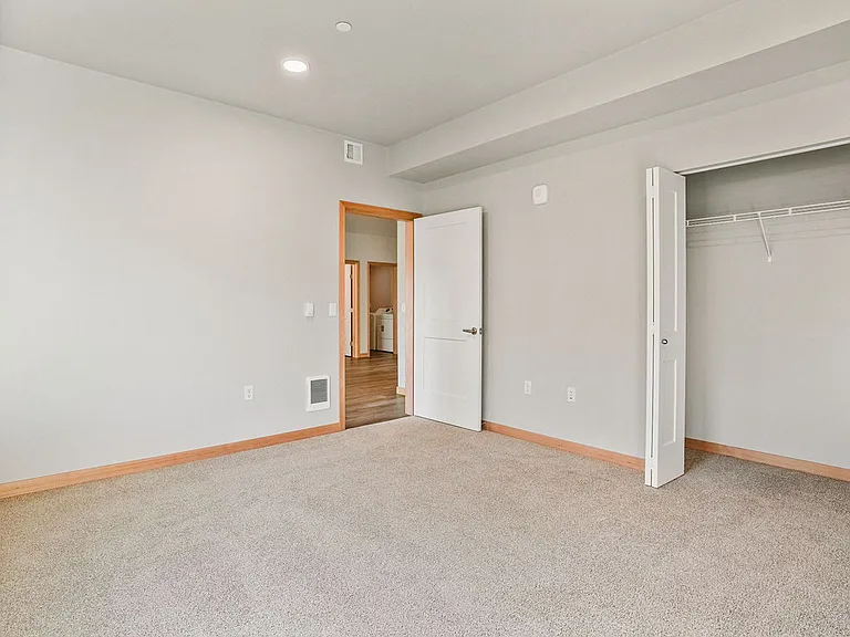 Shadow Creek Apartments — Photo 23