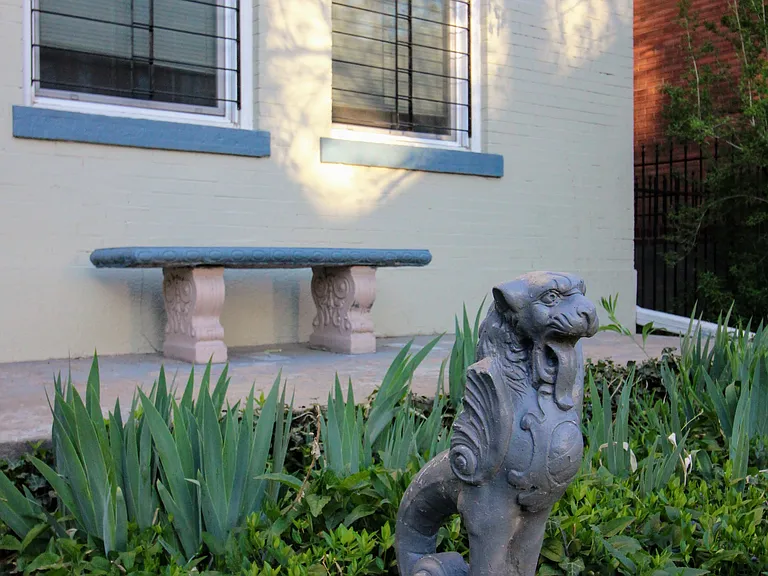 Two gargoyles protect the residents.