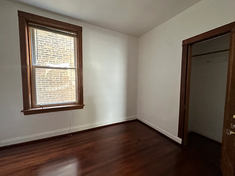 817 N Oakley Blvd #2 — Photo 9