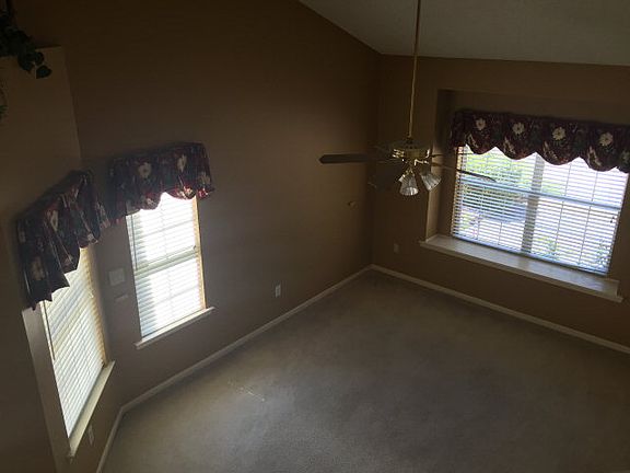 2nd image of 308 Dorothy Dr