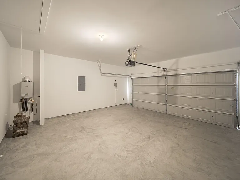 1728 Daylight Lake Dr — Photo 29