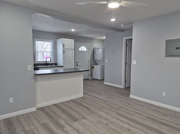 314 S Rose Hill Rd #B