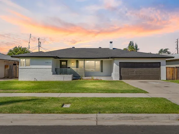 3023 E Robinson Ave, Fresno, CA 93726